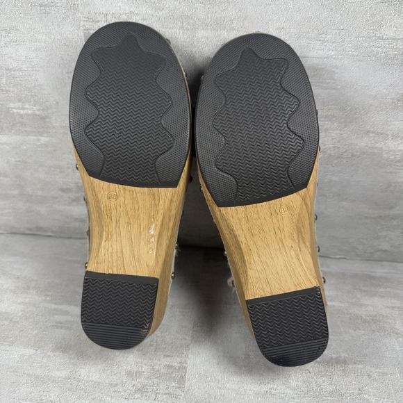 Antelope Clogs Shoes Womens Size 8 EU 38 Beige Suede Platform Wedge Studded - Picture 8 of 10